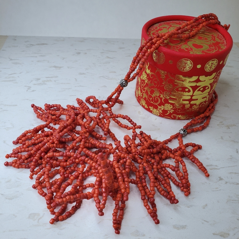 Nemo Coral Seed Beaded Necklace - Picture 10 of 10